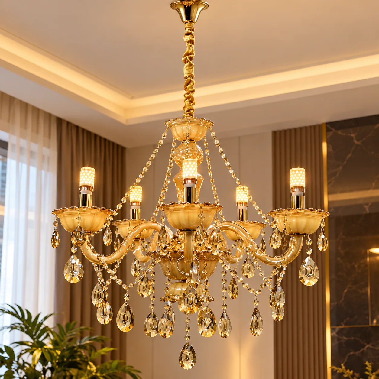 Lustre Classique Doré à Pampilles Cristal – 5 Branches – Design Élégant