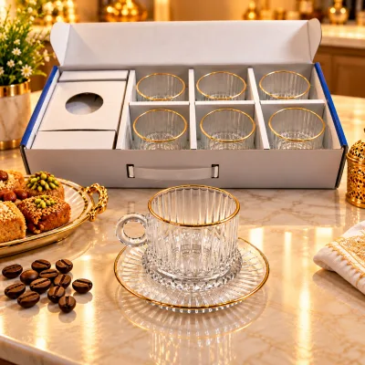 Service à Café en Verre Transparent Strié avec Bordure Dorée – 6 Tasses et Sous-Tasses | Top Déco Tunisie
