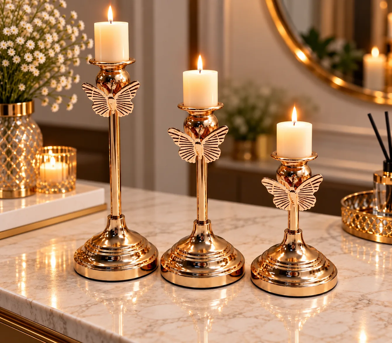 Set de 3 Bougeoirs Dorés avec Papillon – Porte-Bougies Décoratifs Élégants