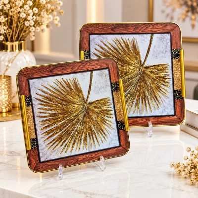 Set de 2 Plateaux Décoratifs Carrés – Effet Bois & Motif Feuille Dorée – 35/30 cm | Top Déco Tunisie